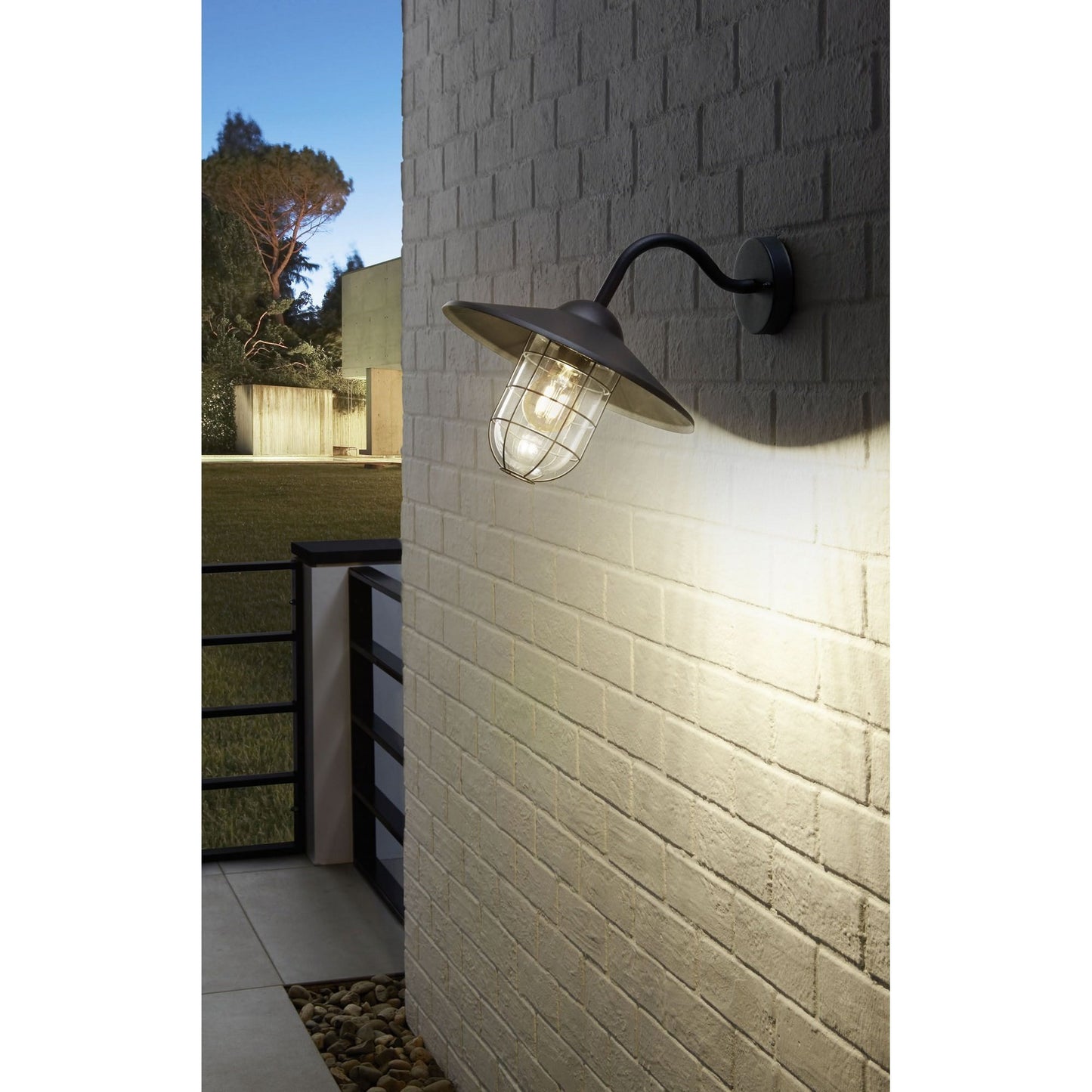 Melgoa IP44 Metal Outdoor Wall Light